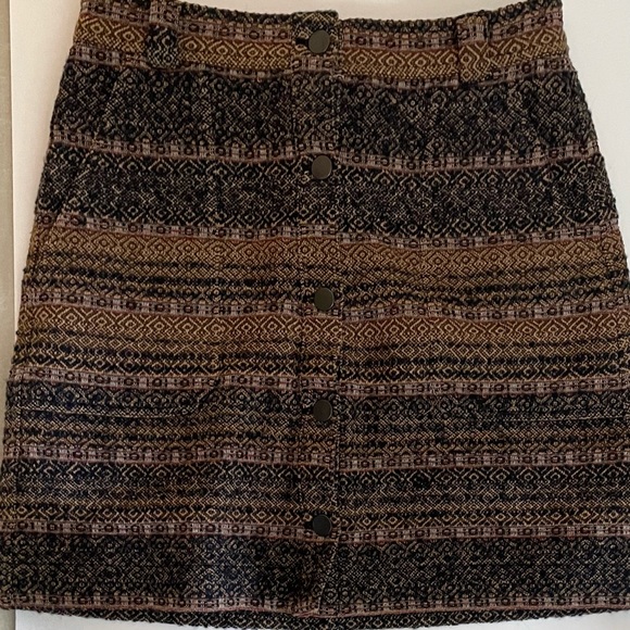 Club Monaco Cosimia Skirt - Picture 3 of 6